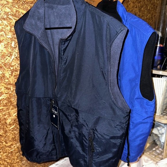 3pc medium Port Authority®  Reversible Terra-Tek™ Nylon and Fleece Vests - Picture 2 of 11